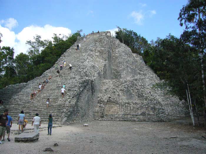 Nojoch Mul Pyramid