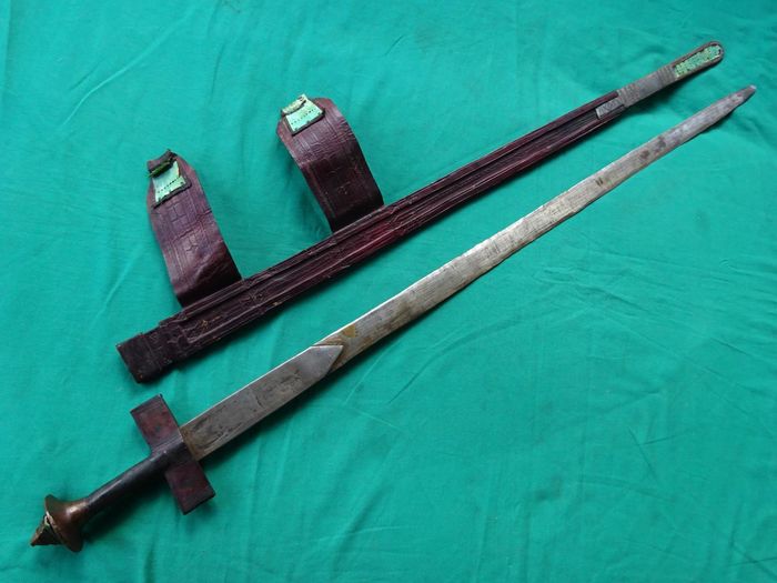 Takuba sword